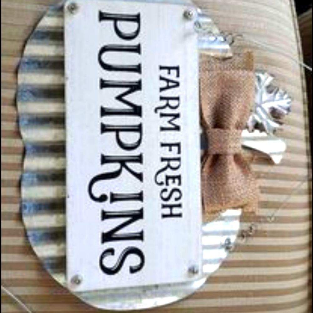 Metal and wood pumpkin
